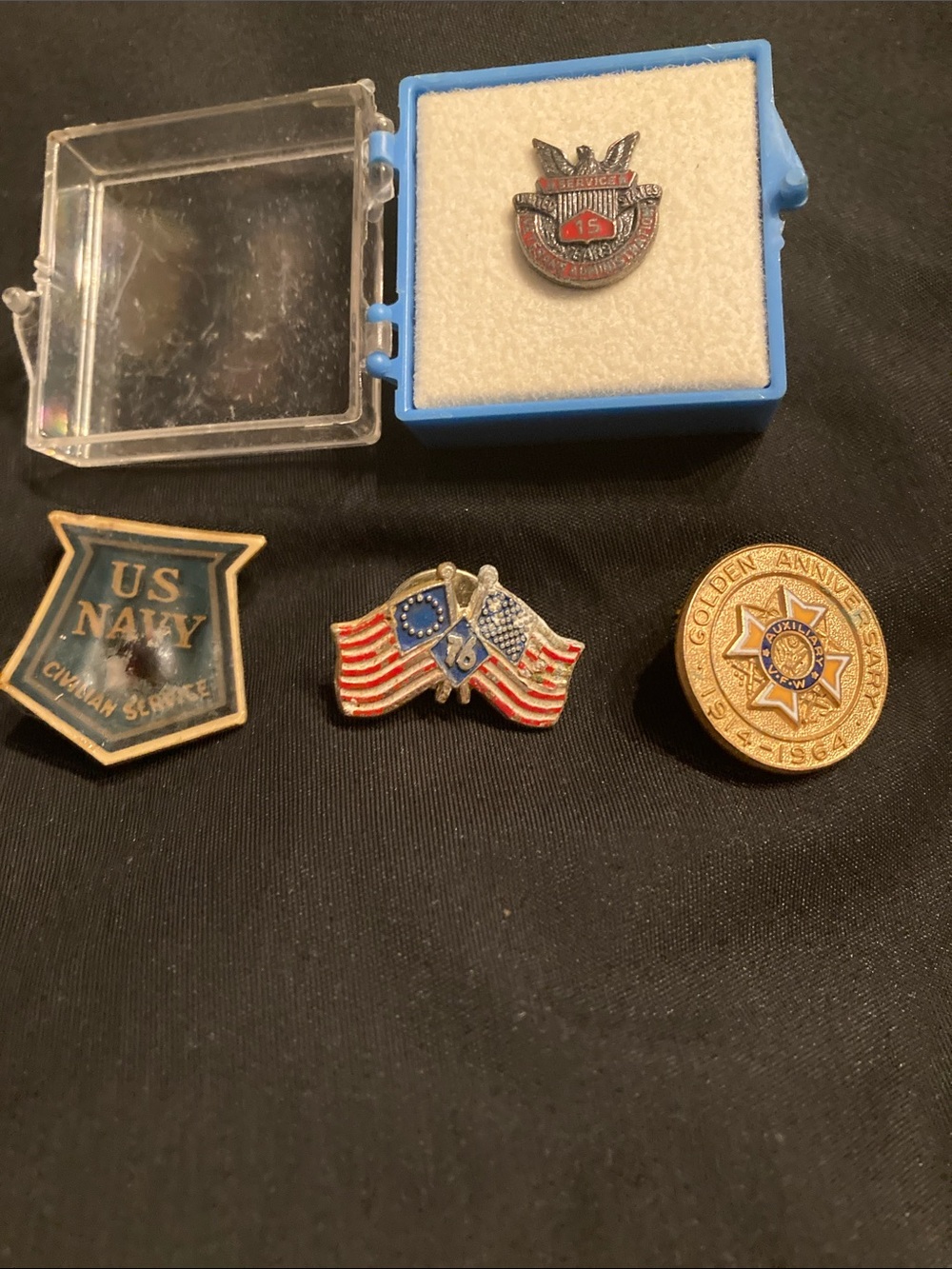 Men's Vintage Military American Flag and Bicentennial Lapel Pin